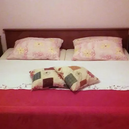 Apartman Conar