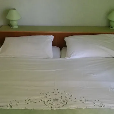 Apartment Conar Veliki Drvenik