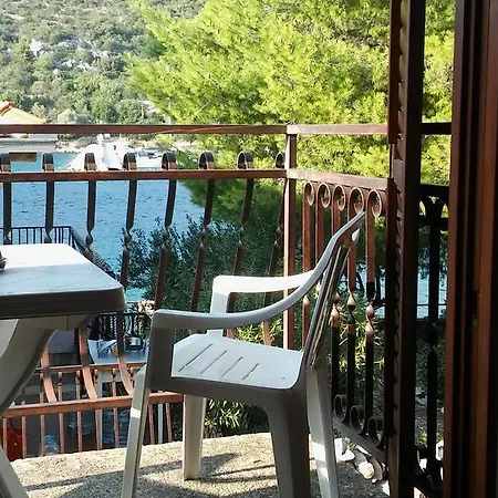 Conar Apartment Veliki Drvenik
