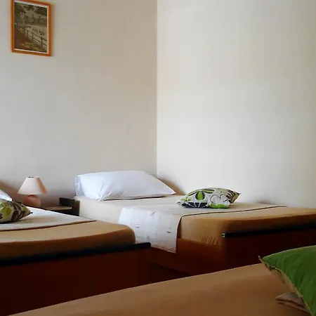 Conar Veliki Drvenik