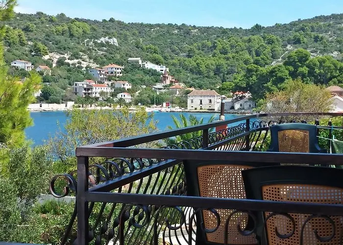 Conar Veliki Drvenik